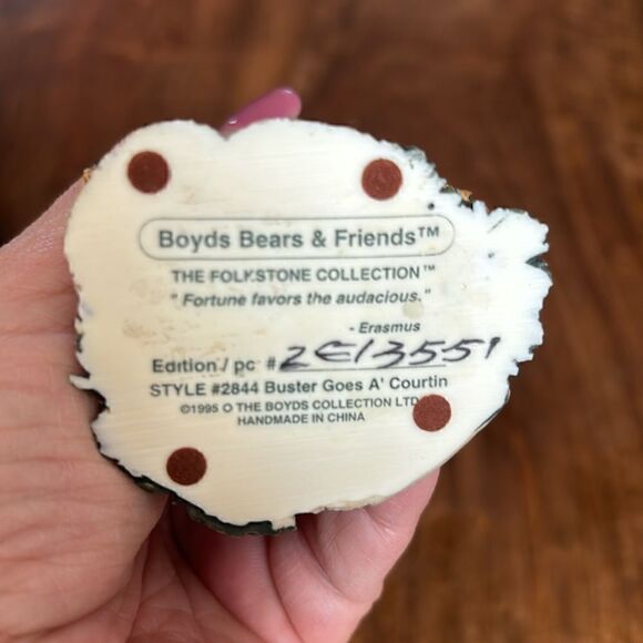Vintage 1995 Boyd Bears The Folkstone Collection Buster Goes A' Courtin' - Picture 5 of 8